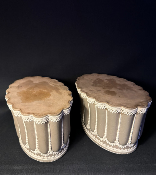 Wedgwood, Pair of biscuit planters, cache pots