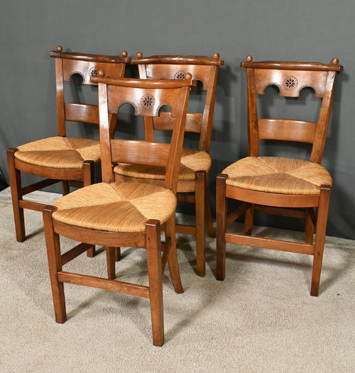 Suite of 4 cherrywood chairs, Directoire period - Early 19th century