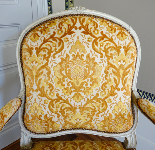 Fauteuil à la Reine d'époque Louis XV, velours frappé