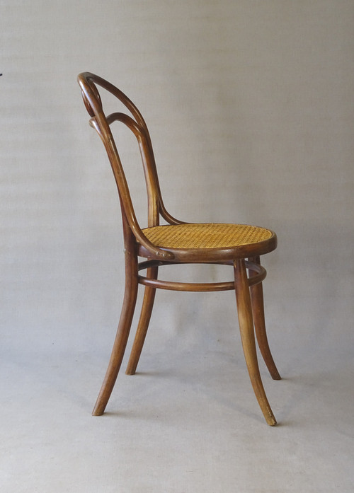 Le sedie CL Turpe in legno curvato sono ben haise Turpe N°31, circa 1890 canna-bistrot- No Thonet