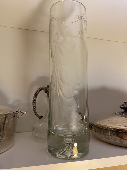 Large engraved thick tubular crystal Vase from the "75" Years Avignon with the image of a Goddess with a vase