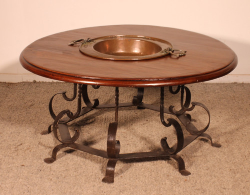 Round Coffee Table With A 18 Century Brazier In It's Center