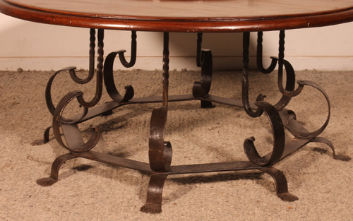 Round Coffee Table With A 18 Century Brazier In It's Center