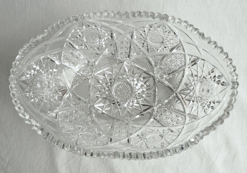 Large bowl or jardinière in richly cut Baccarat crystal