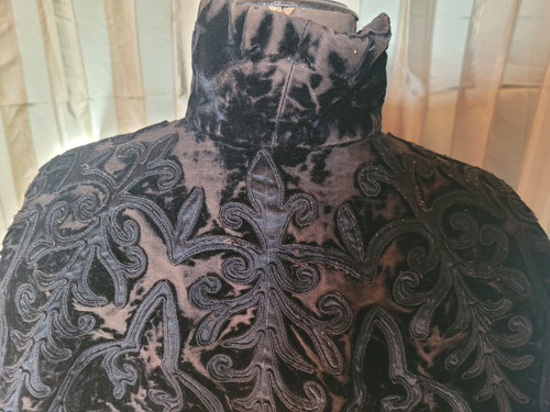 Quilted velvet cape, circa 1880 or 1890