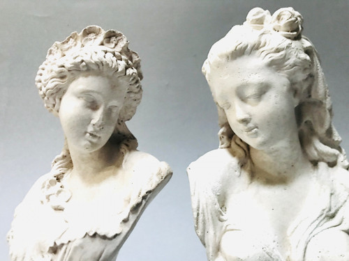 Pair of small library busts 24cm