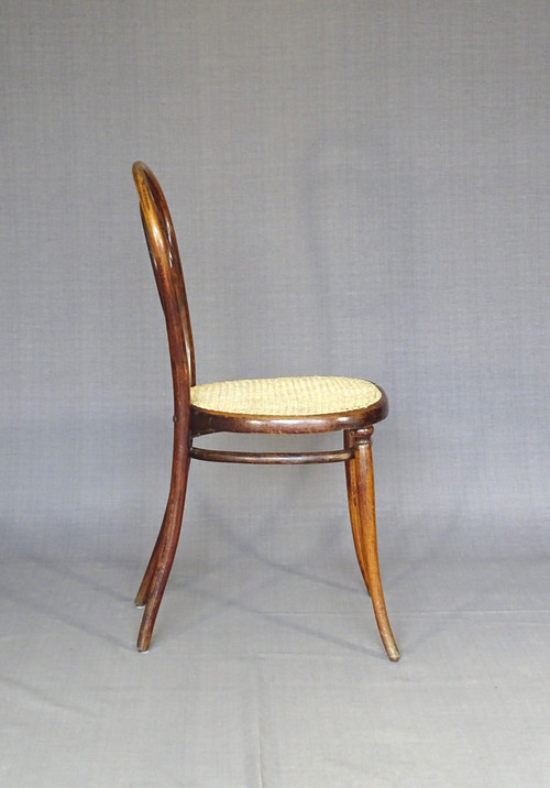 Thonet chair No. 10, circa 1870, rosewood decor