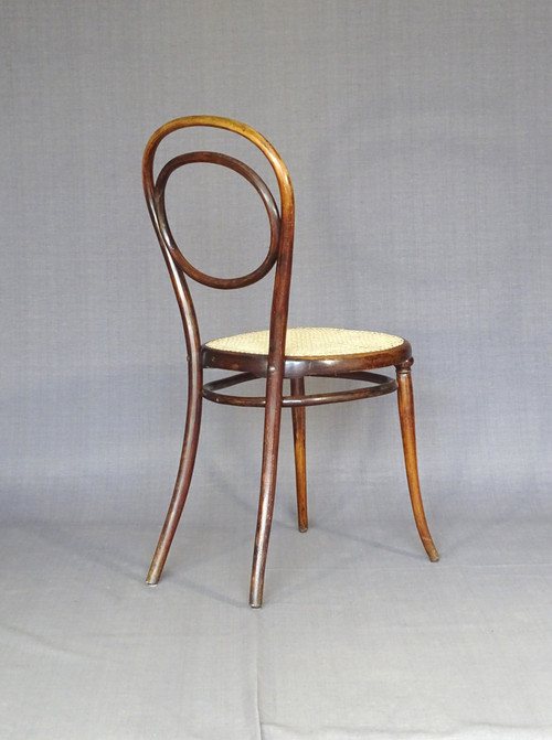 Thonet chair No. 10, circa 1870, rosewood decor