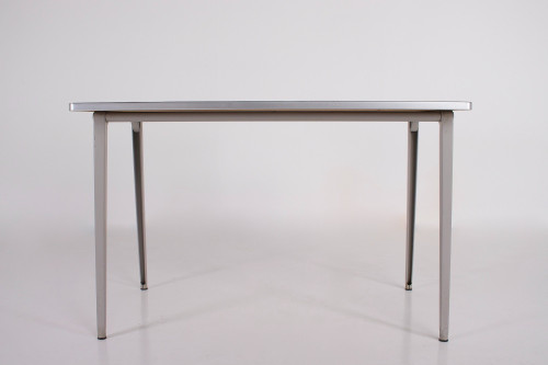 Table Reform par Friso Kramer