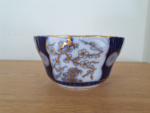 Lahoche , Palais Royal , Paris , Large Bowl , Blue Imari , XIX°.