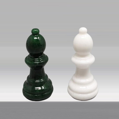 1970s Gorgeous Green and White Chess Set in Volterra Alabaster Handmade Made in Italy