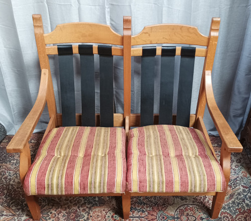 Vintage oak 2-seater bench and footrest