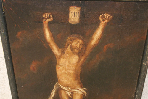 Oil on canvas Christ on the cross late 17th century d: 83.5 x 52.5 cm