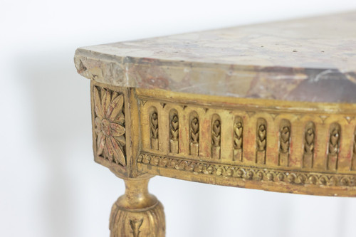 Console in gilded wood and Aleppo breccia marble. Circa 1780. LS55691657J