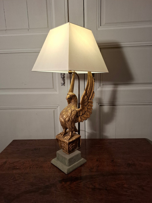 Lampe aigle en bois doré d’époque XIXème siècle.