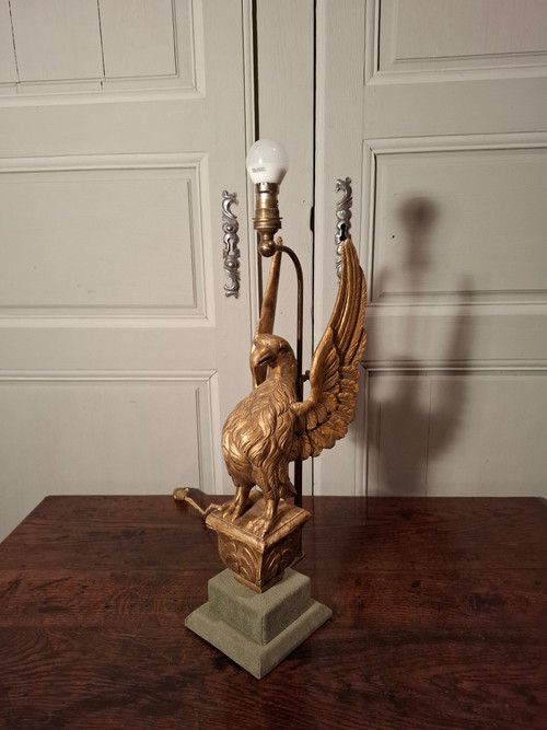 Lampe aigle en bois doré d’époque XIXème siècle.