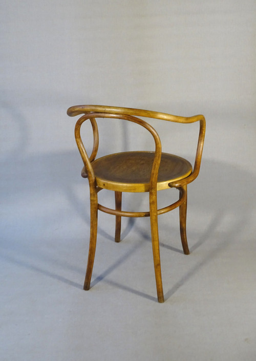 Fauteuil bistrot B9 Le Corbusier KOHN , vers 1915 assise bois, no Thonet