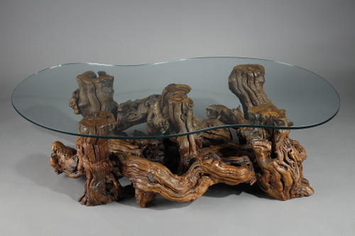 COFFEE TABLE MADE OF TREE ROOTS WITH BEAN-SHAPED GLASS TOP