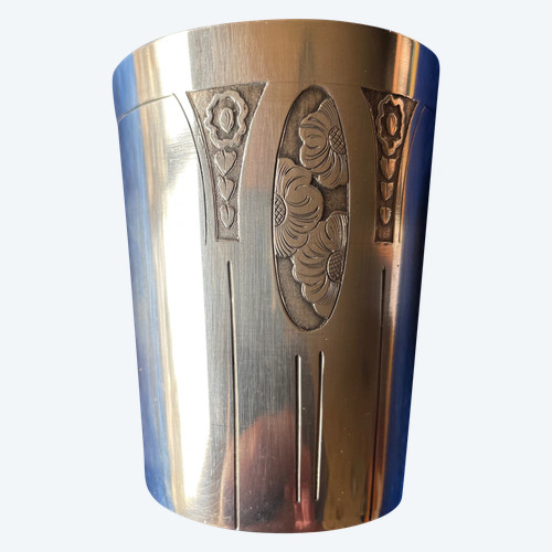 Art Deco tumbler.