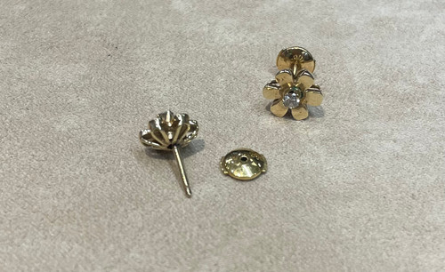 Flower earrings