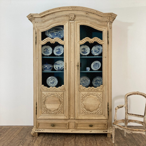 Display cabinet, XVIII century bookcase