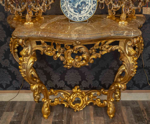 Carved openwork and gilded wood console with Rocaille decoration, Italy, late 18th century