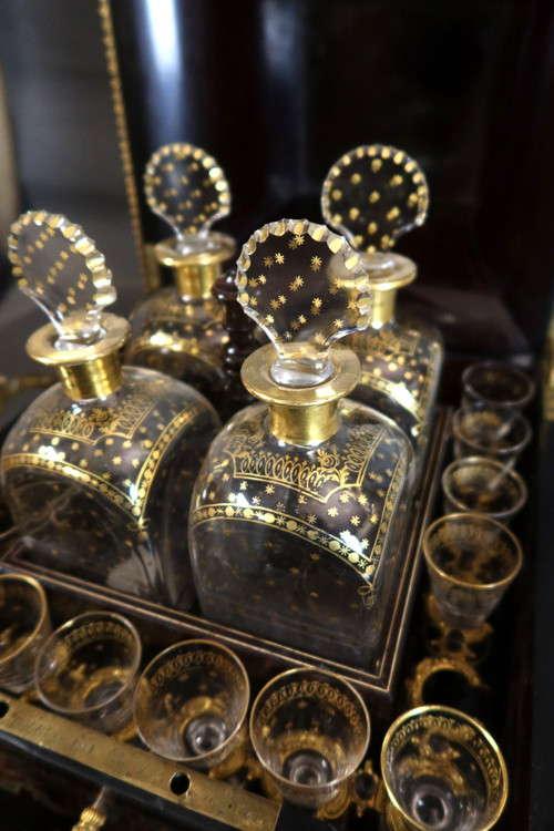 Boulle-style liqueur cellar by Tahan in Paris