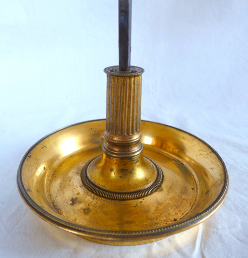 Louis XVI style bouillotte lamp in chiseled and gilded bronze, early 19th century