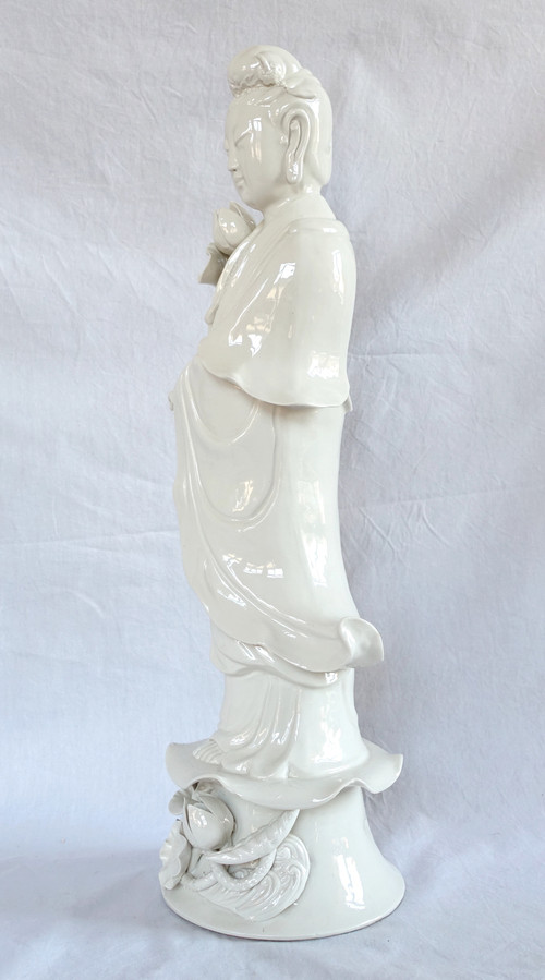 Grande statua della Guanyin in porcellana bianca cinese - 60 cm - Arredamento cineserie / Mobiletto cinese