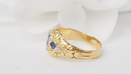 Anello con topazio azzurro in oro giallo e diamanti in vendita a Marsiglia - rf 26438 Anello con topazio azzurro in o