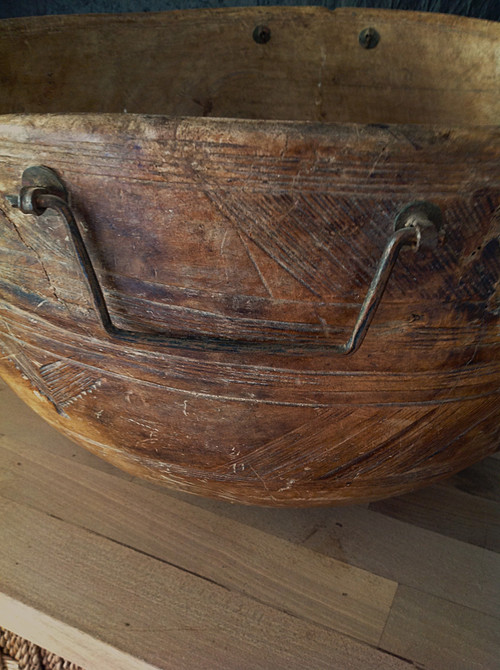 Set of two large wooden dishes or gourds, Niger.