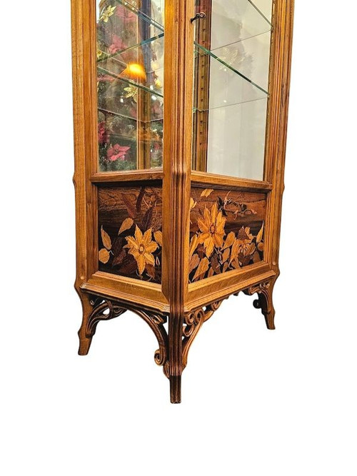 Emile Gallé "Clematis" display case