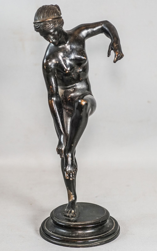 Statuette, VENUS IM BAD, Bronze