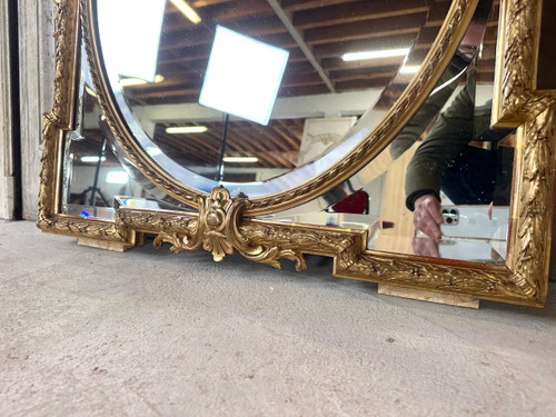 Louis XVI style mirror with closes