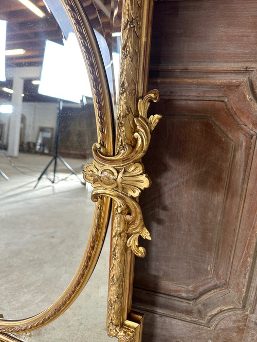 Louis XVI style mirror with closes