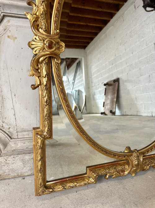 Louis XVI style mirror with closes