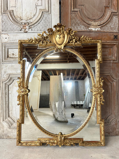 Louis XVI style mirror with closes