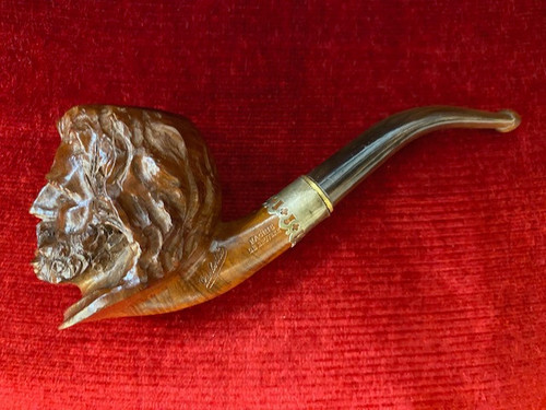 Pipe in briar root carved with the face of Guillaume TELL signed LAMBERTHOD