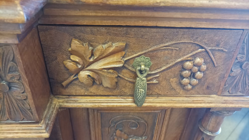 Carved oak sideboard with grapevine decoration Art Nouveau period