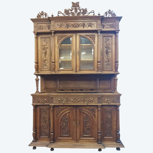 Carved oak sideboard with grapevine decoration Art Nouveau period