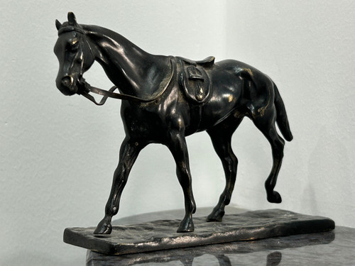 Gaston D’illiers (1876-1932) Esmeralda Scellé - Bronze à Patine Noire