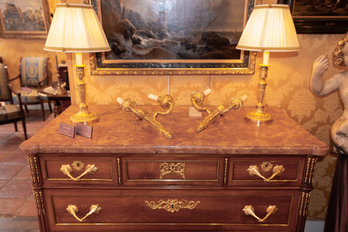 Commode en cerisier massif  d’époque Louis XVI vers 1780