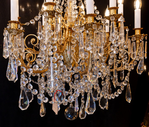 Louis XVI Style Chandelier in the Shape of a Rod in Chiseled Gilded Bronze and Cut Crystal Signed Po