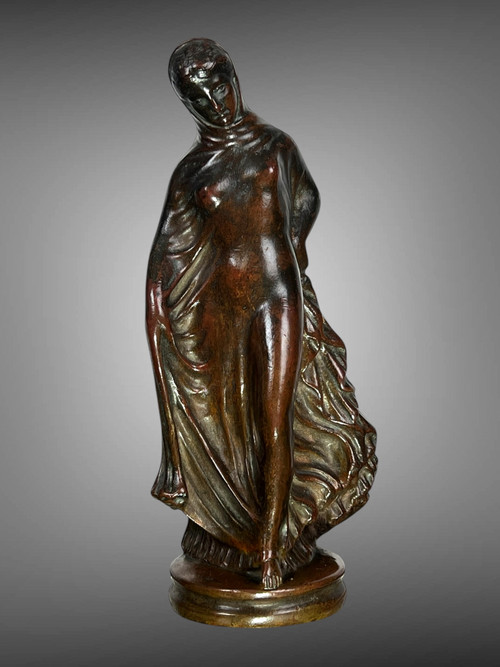 BRONZO ANTICO DEL PERIODO DI NAPOLEONE III RAFFIGURANTE UNA DONNA DRAPPEGGIATA IN STILE ANTICO