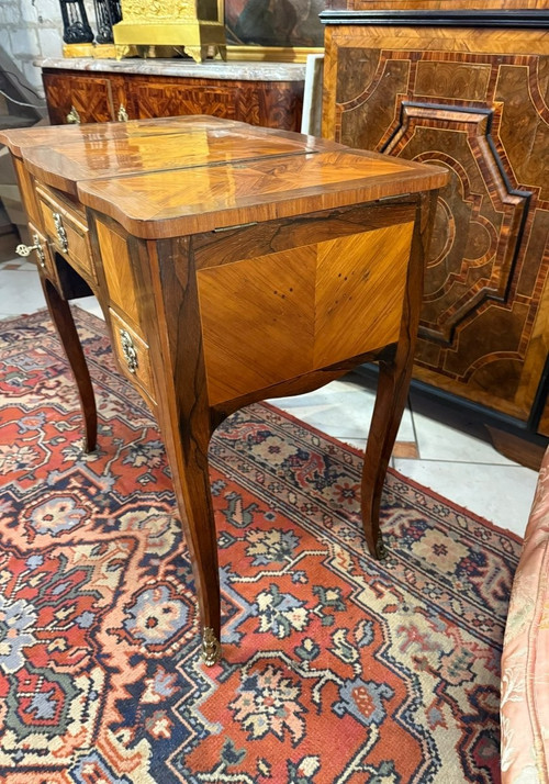 LOUIS XV PERIOD DRESSING TABLE