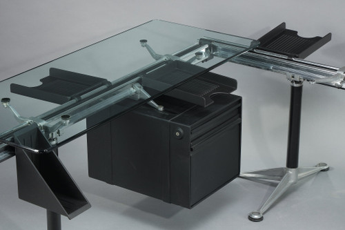 IMPORTANT DESK BY BRUCE BURDICK (1933-2021) FOR HERMAN MILLER EDITEUR