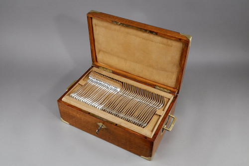 FLATWARE SILVER IN AN OAK CASE BY ALFONSE DEBAIN GOLDSMITH IN PARIS