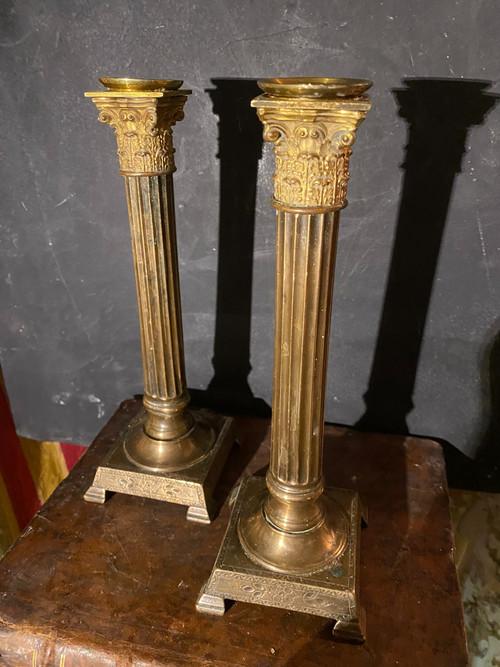  Very nice Pair of Corinthian column candlesticks in late 18th century bronze in the Louis XVI style