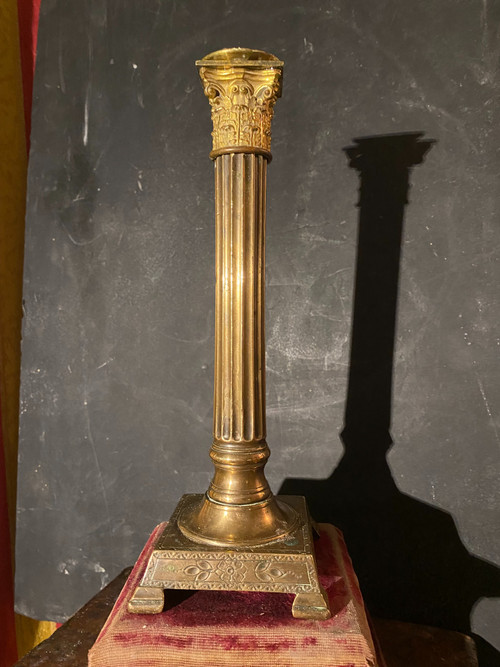  Very nice Pair of Corinthian column candlesticks in late 18th century bronze in the Louis XVI style