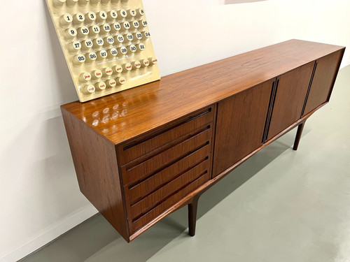 Enfilade scandinave des années 70